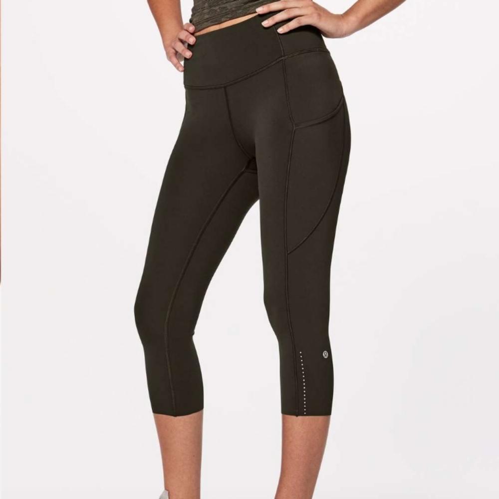 Bundle of 5 Lululemon athletica - Picture 6 of 16